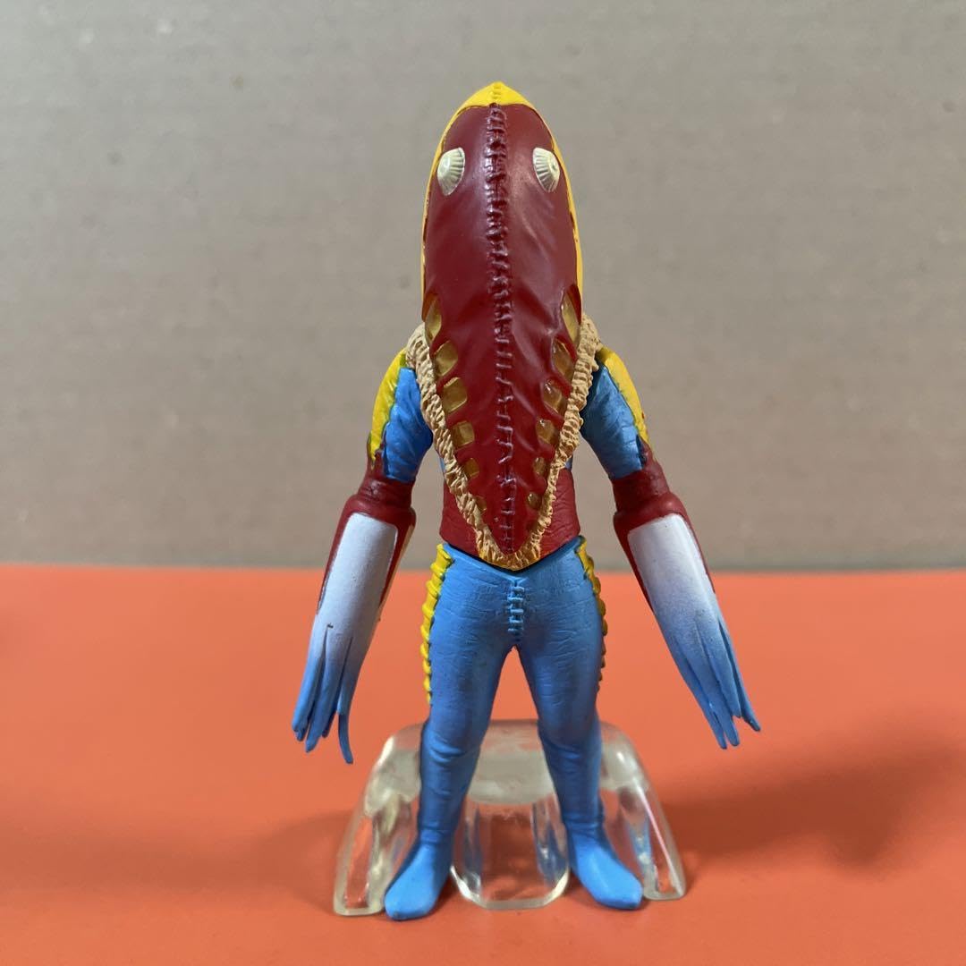 ウルトラマン キングジョー メトロン星人 フィギュア Amazon.co.jp: ?? 854 キングジョー メトロン星人 狙われない街